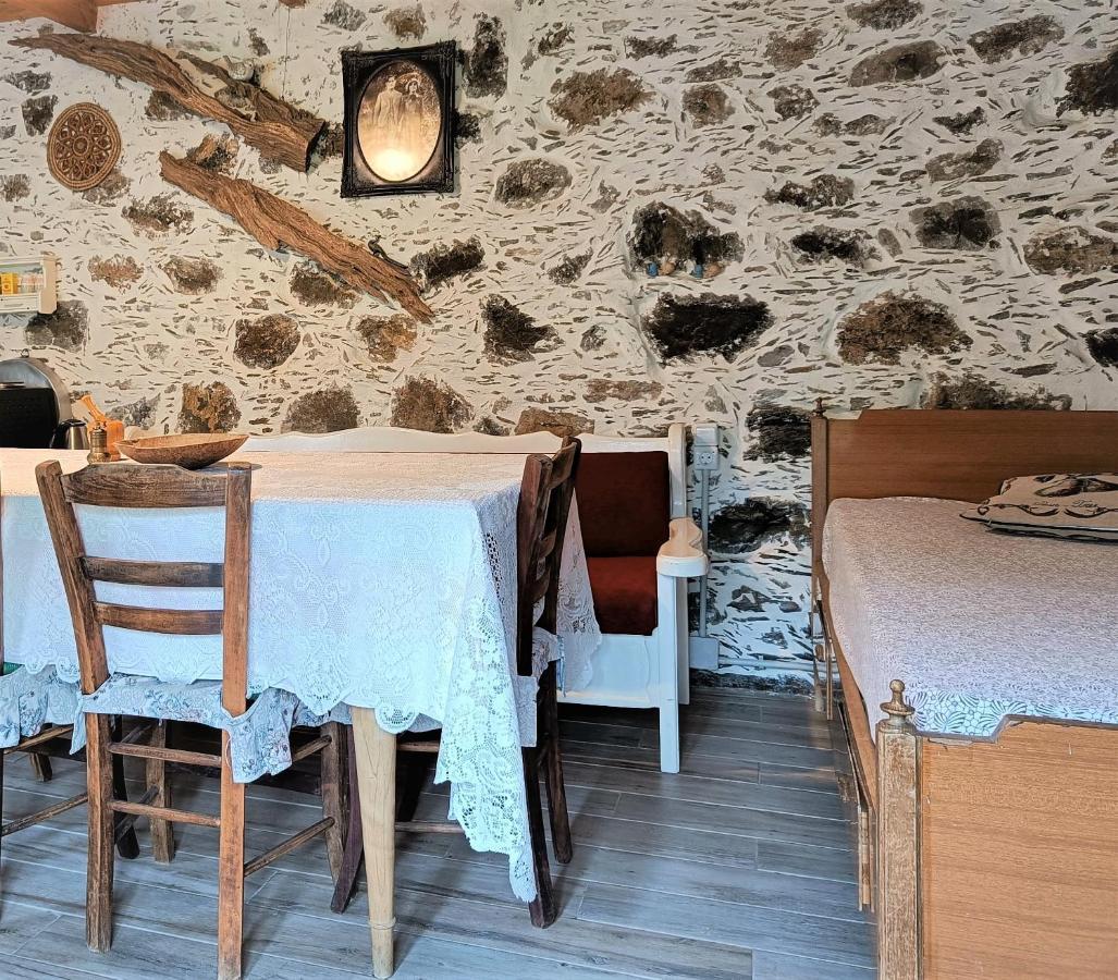 Villa Casa Pappadiana Traditional Stonehouse Kefálion Exterior foto